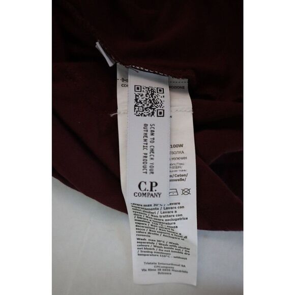 C.P. Company Men's Sz Large Port Royal Red Short Sleeve Crew Neck T-Shirt $115 - Picture 4 of 7